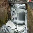 Vereister Wasserfall in Saarburg