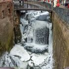 Vereister Wasserfall in Saarburg