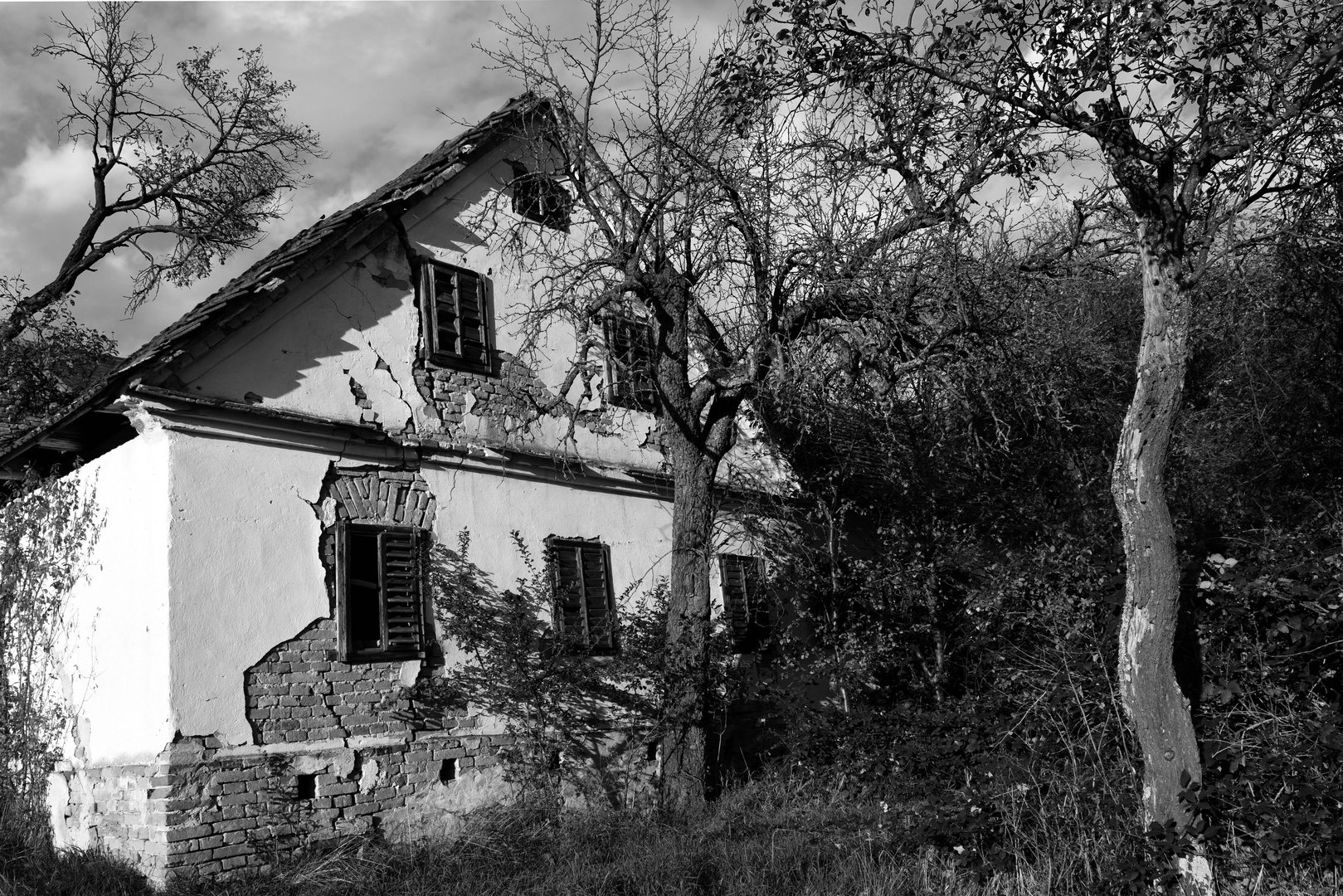 Verfallenes Bauernhaus