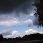 Verfolgt von Wolken