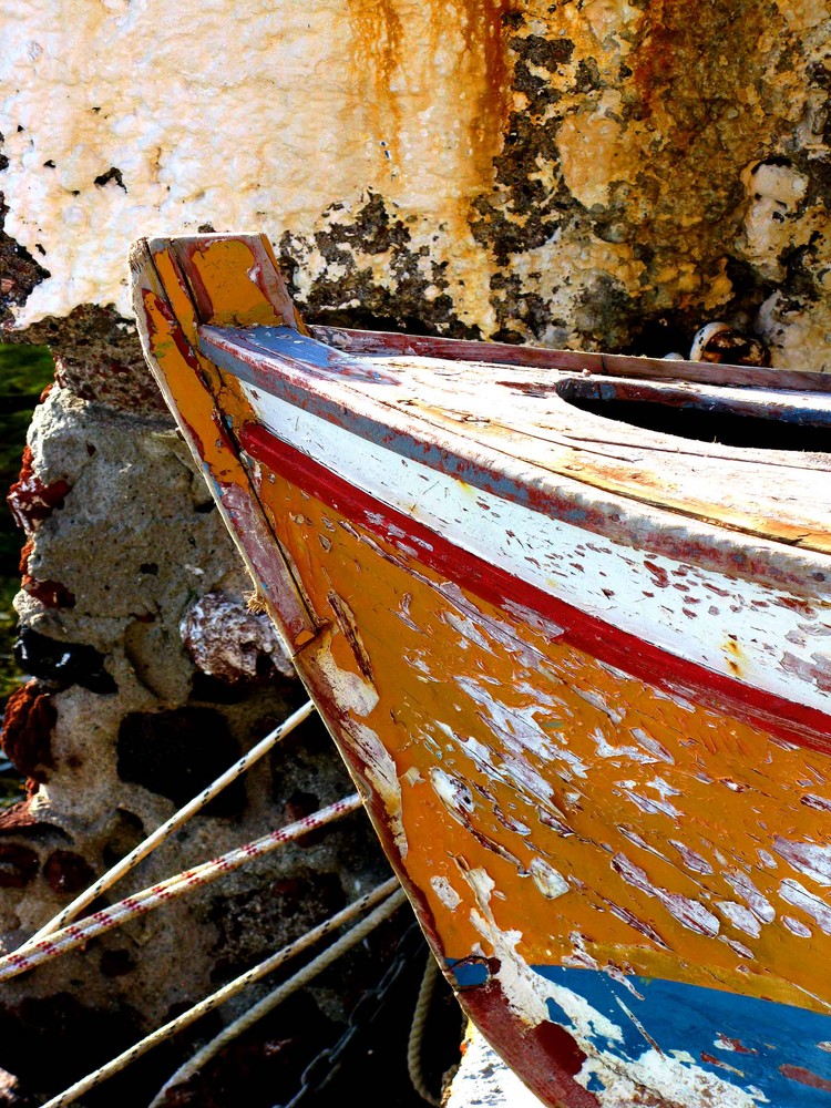 Vergänglichkeit am Meer /im Hafen.