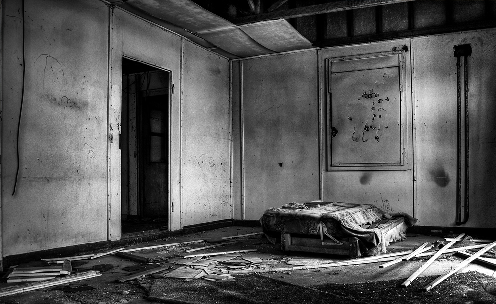 Vergessene Bilder: Bringing Back Forgotten Images