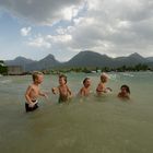 Vergnügtes Baden im Wolfgangsee