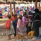 Verhandlungen (auf dem Wochenmarkt von Chincero/ Peru)