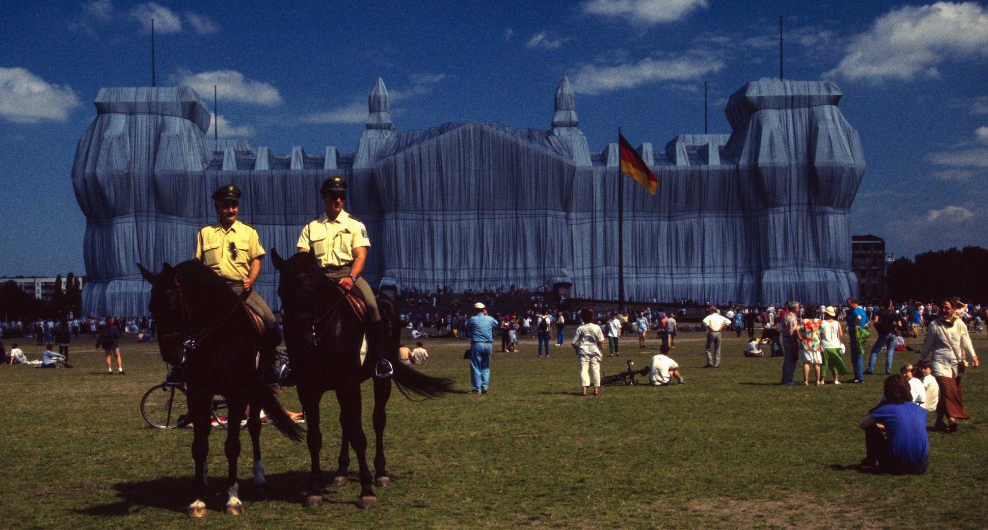 Verhüllter Reichstag 5