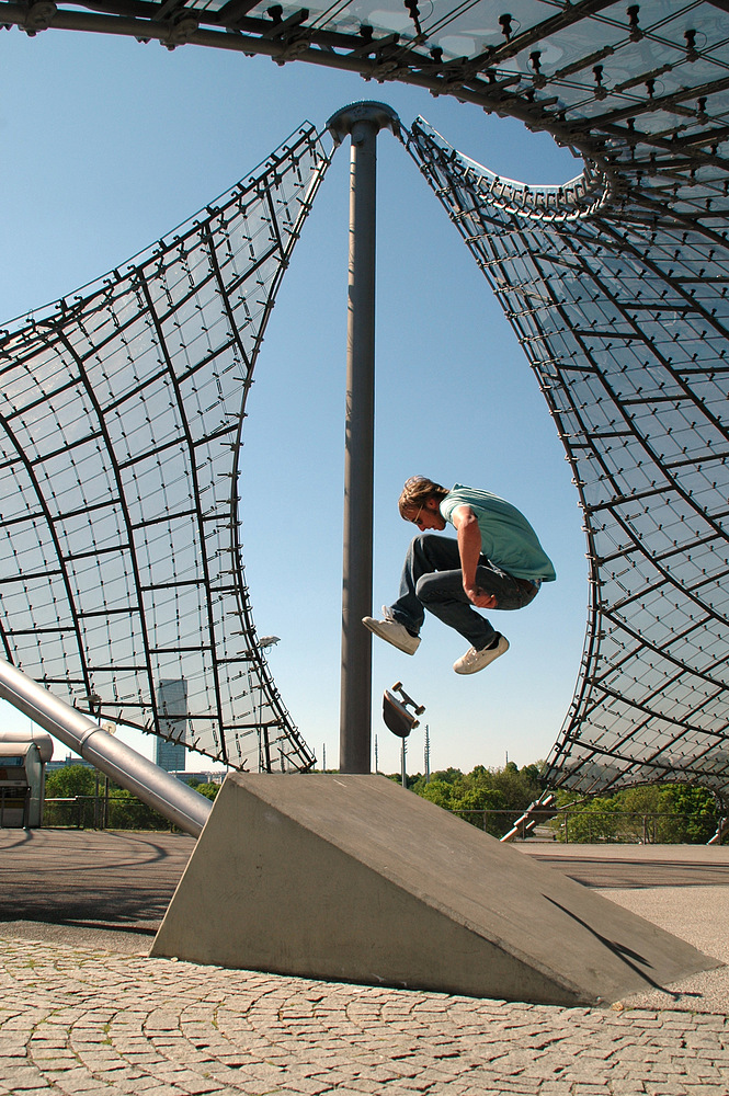 Verial Kickflip in *München*