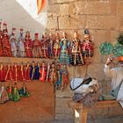 Verkaufsstände am Eingang der großen Festung in Jaisalmer/ Indien