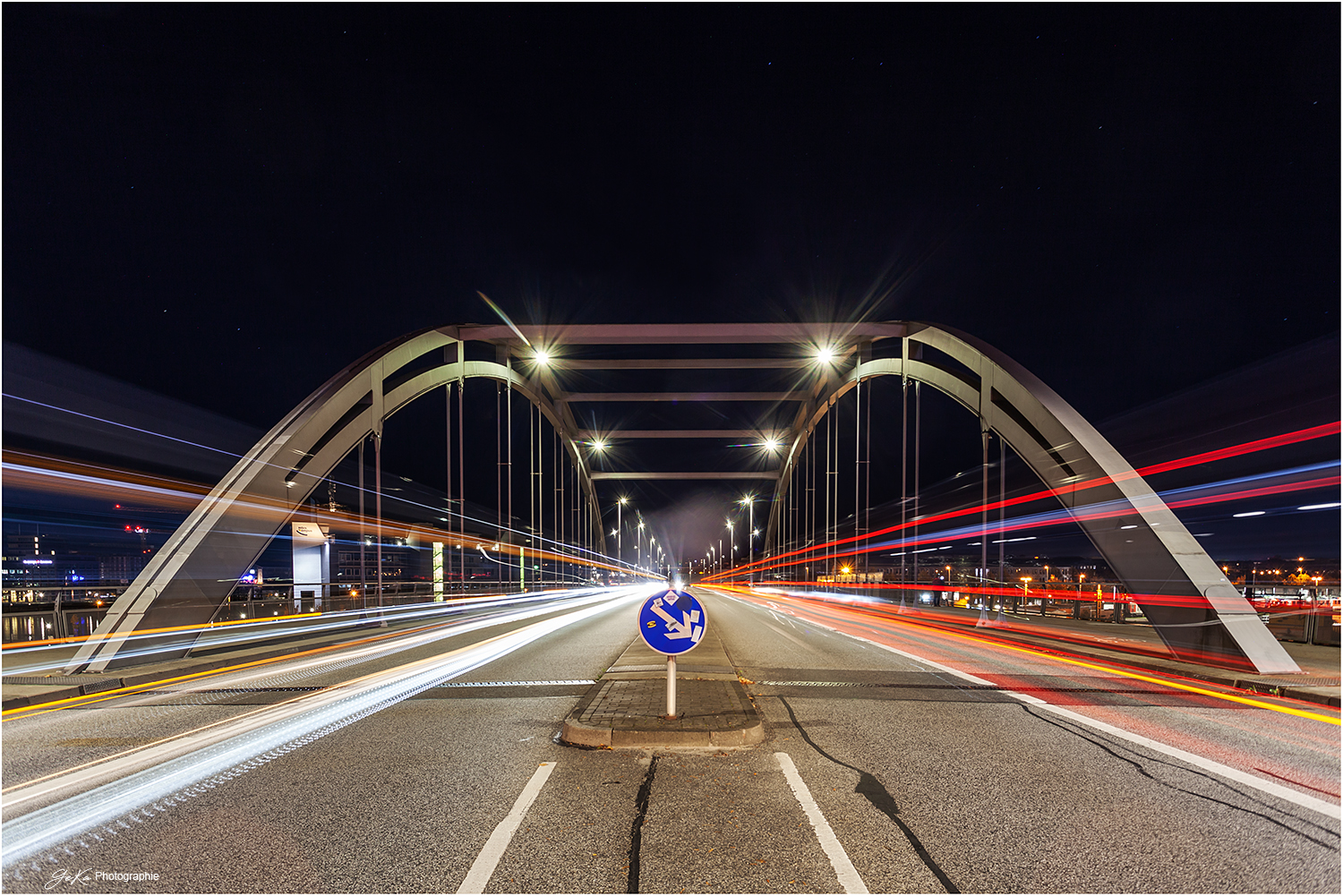 Verkehr auf der Gablenzbrücke