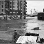 Verkehrsbehinderung wg. breiter Wasserstraße (Serie 4/10)