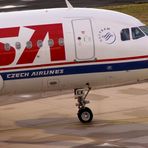 Verkehrsflugzeug der Fluggesellschaft CSA Czech Airlines