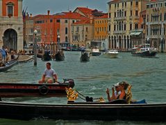 Verkehrspuzzle in Venezia