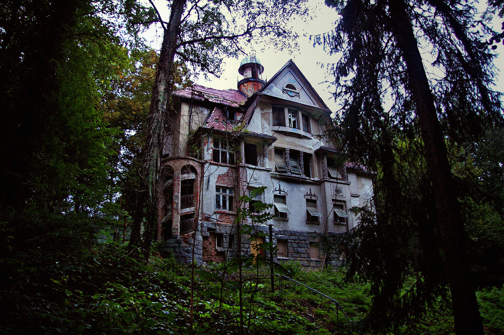Verlasse Villa in Crimmitschau