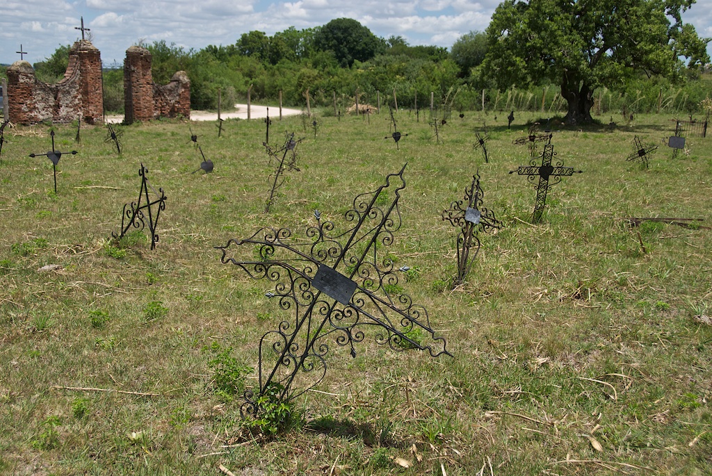 Verlassener Friedhof 4