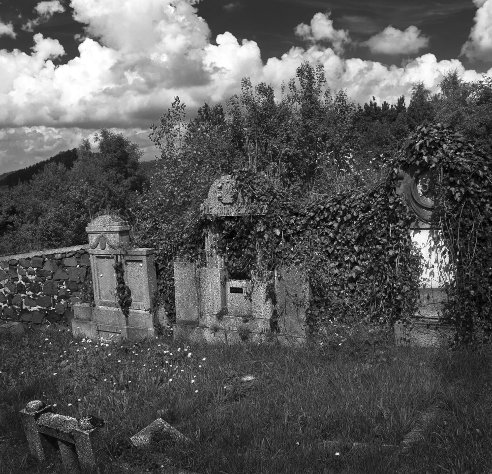 Verlassener Friedhof