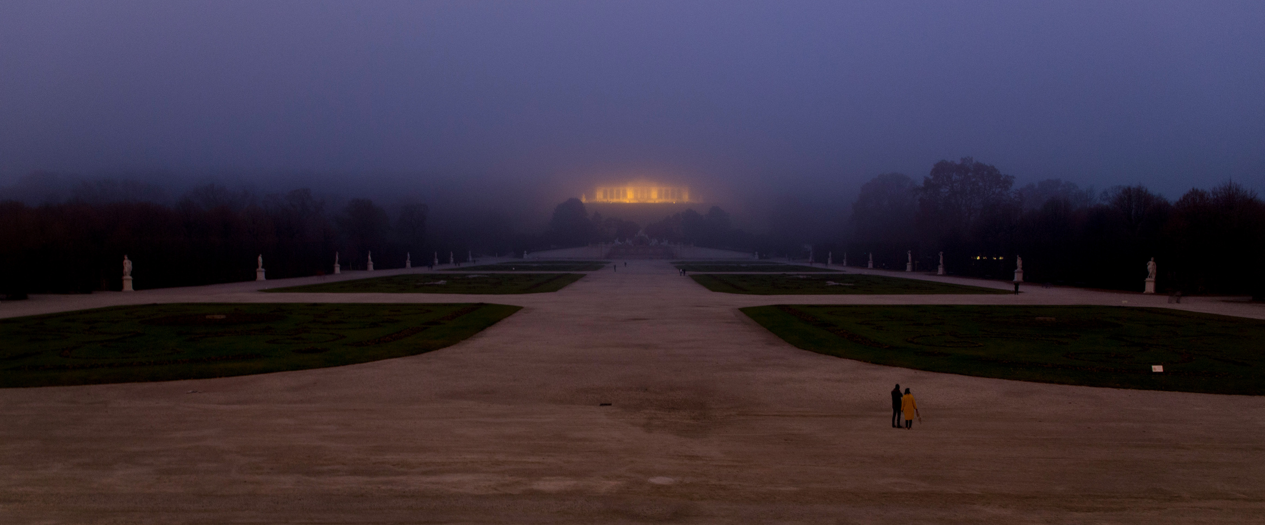 verlassener Schlosspark