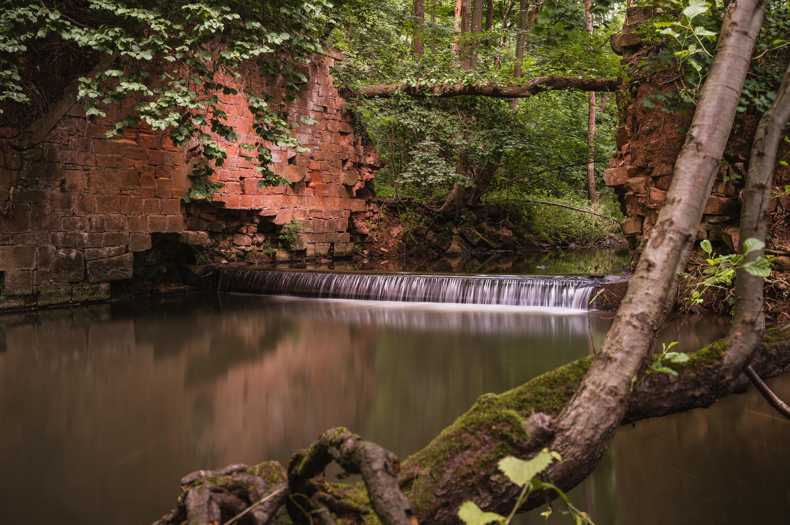 Verlassener Wasserfall