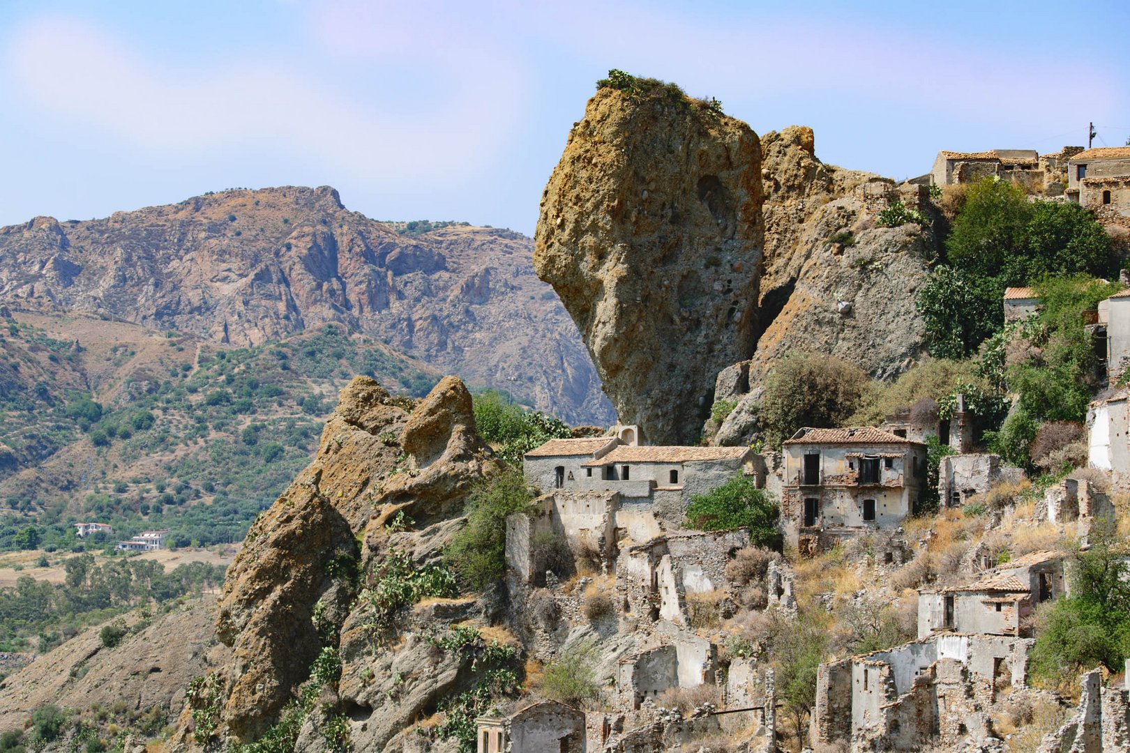 verlassenes Dorf in Kalabrien(Italien)