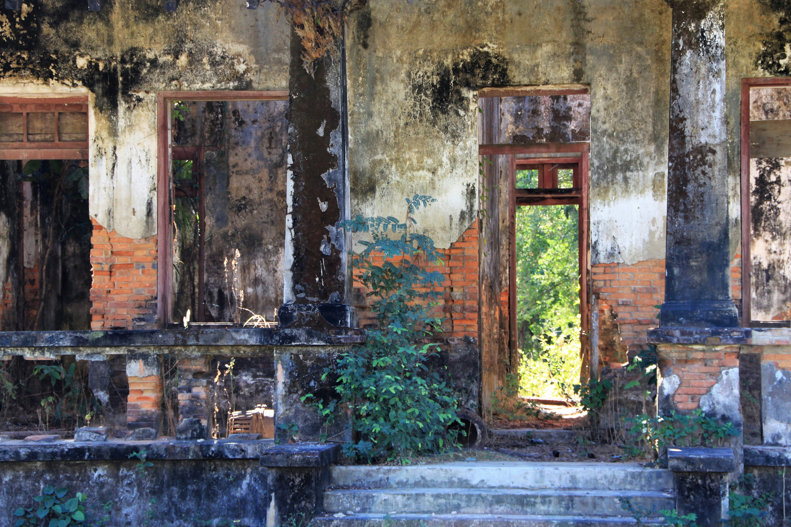 Verlassenes Haus auf der Insel Don Khong, Laos