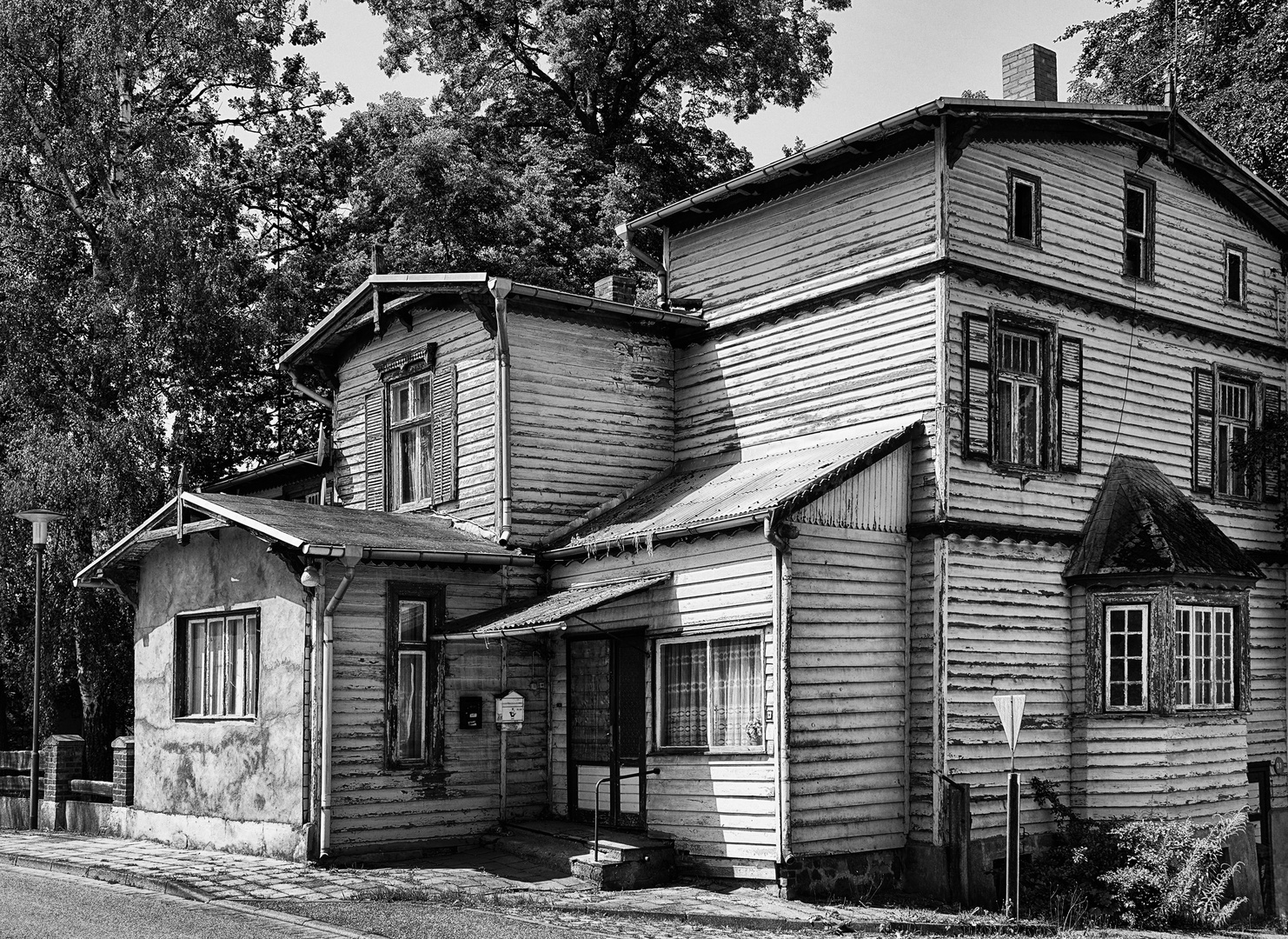 verlassenes Holzhaus