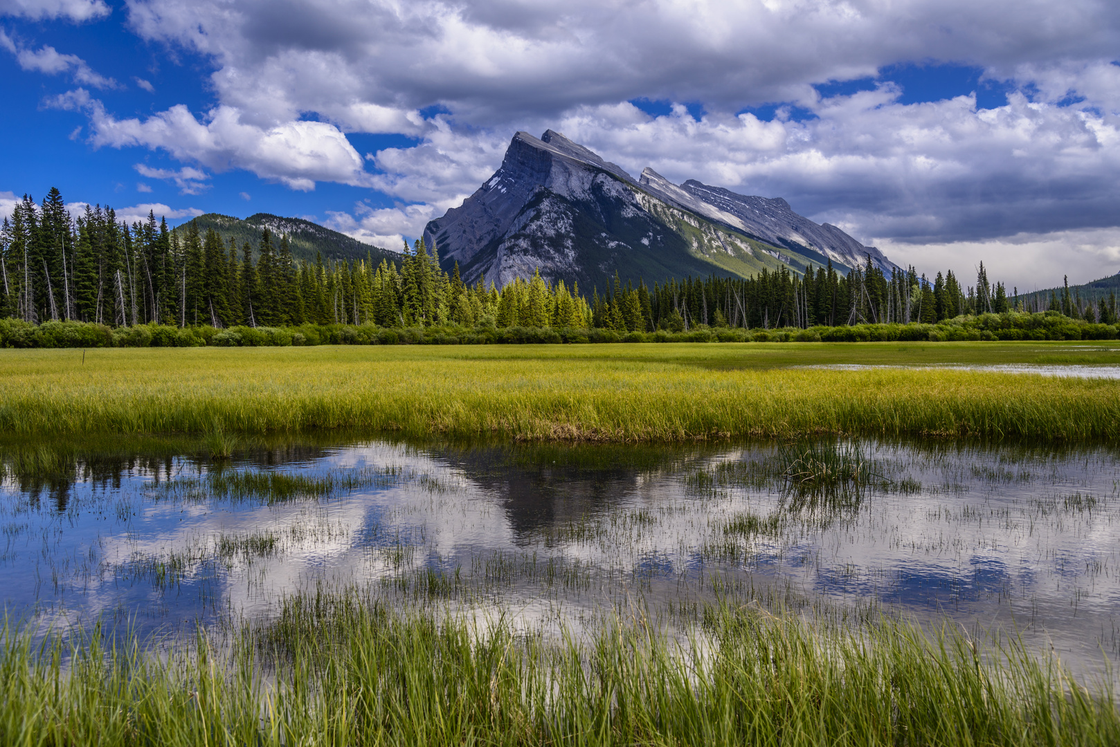 Vermilion Lakes & Mount Rundle, Banff NP, CA