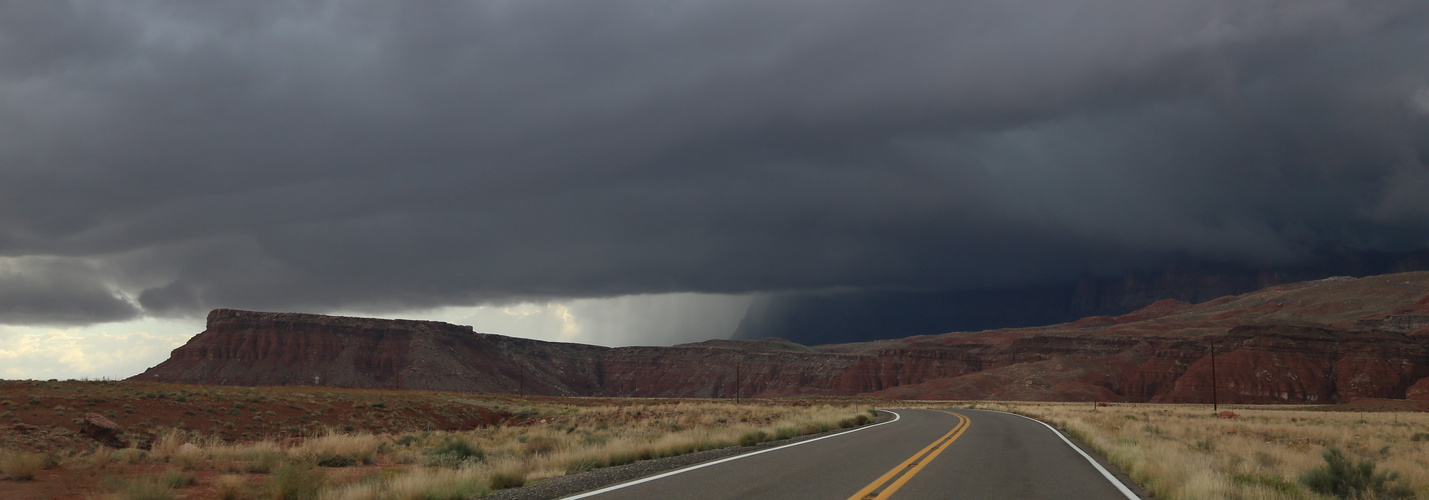 Vermillion Cliffs Monsun