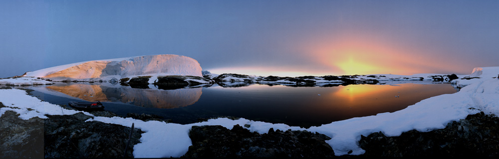 Vernadsky Base, Antarctica , Sonnenuntergang und Aufgang