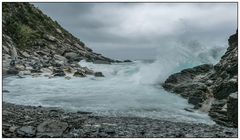 Vernazza Brandung