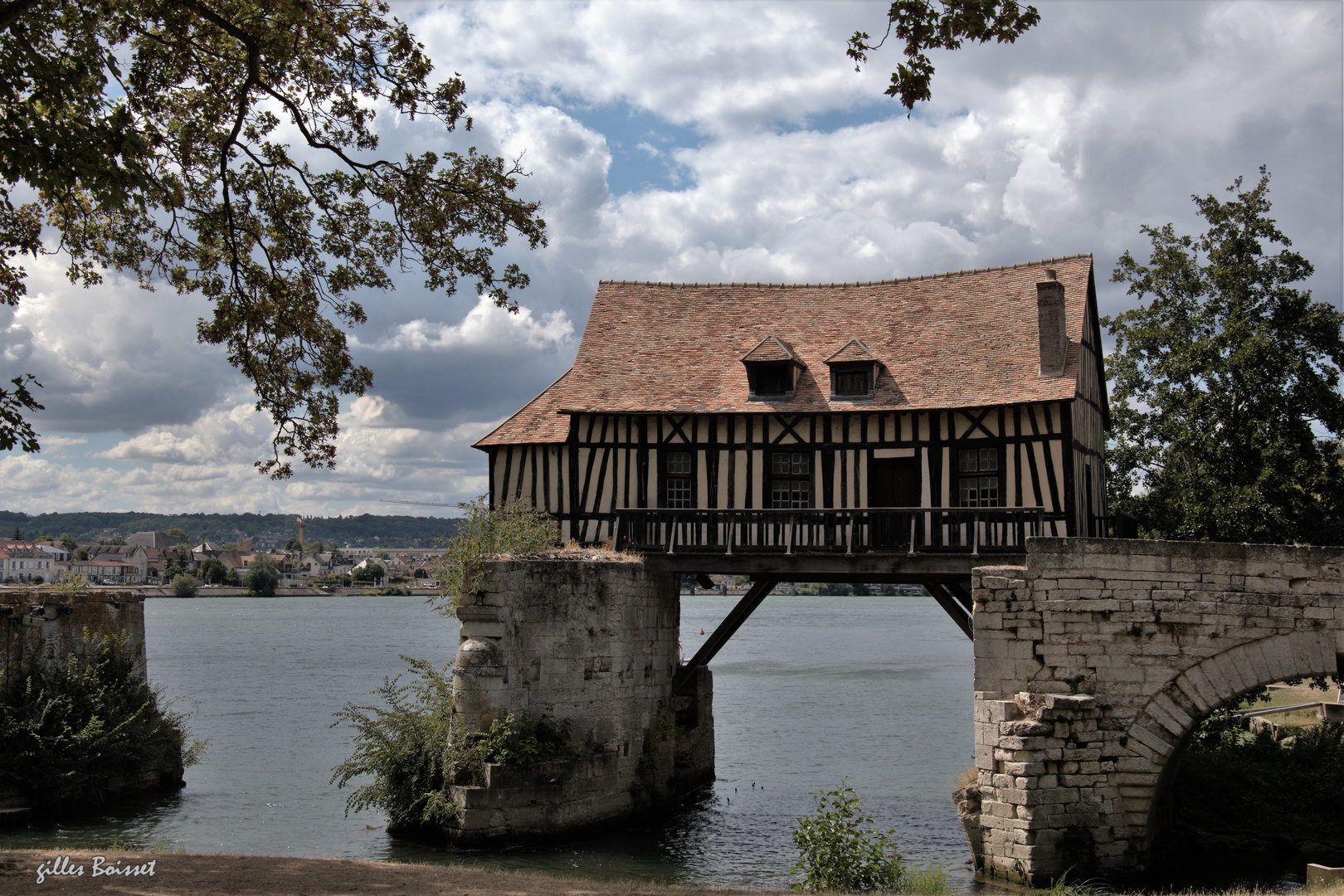 Vernon le vieux moulin 