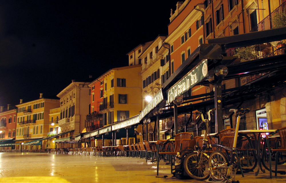 Verona bei Nacht