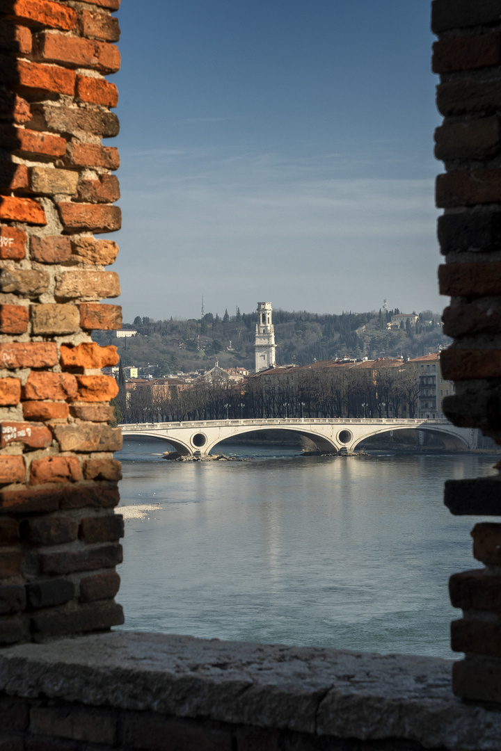 Verona dal ponte del Castelvecchio