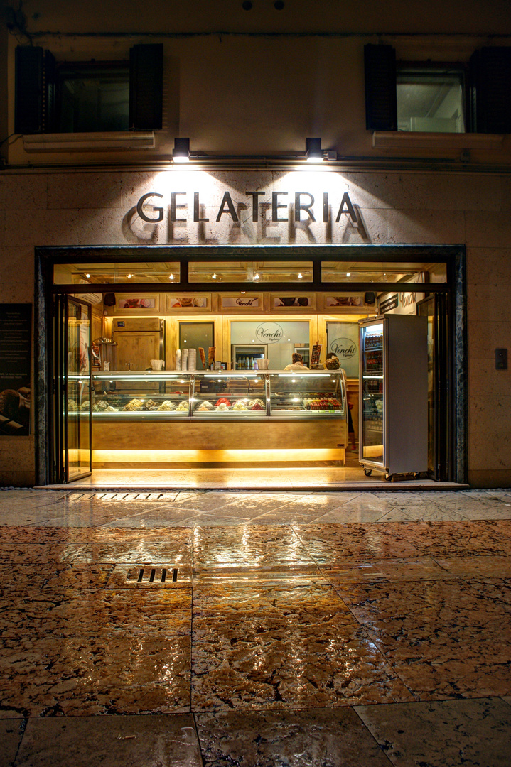 Verona Gelateria (Eisdiele)