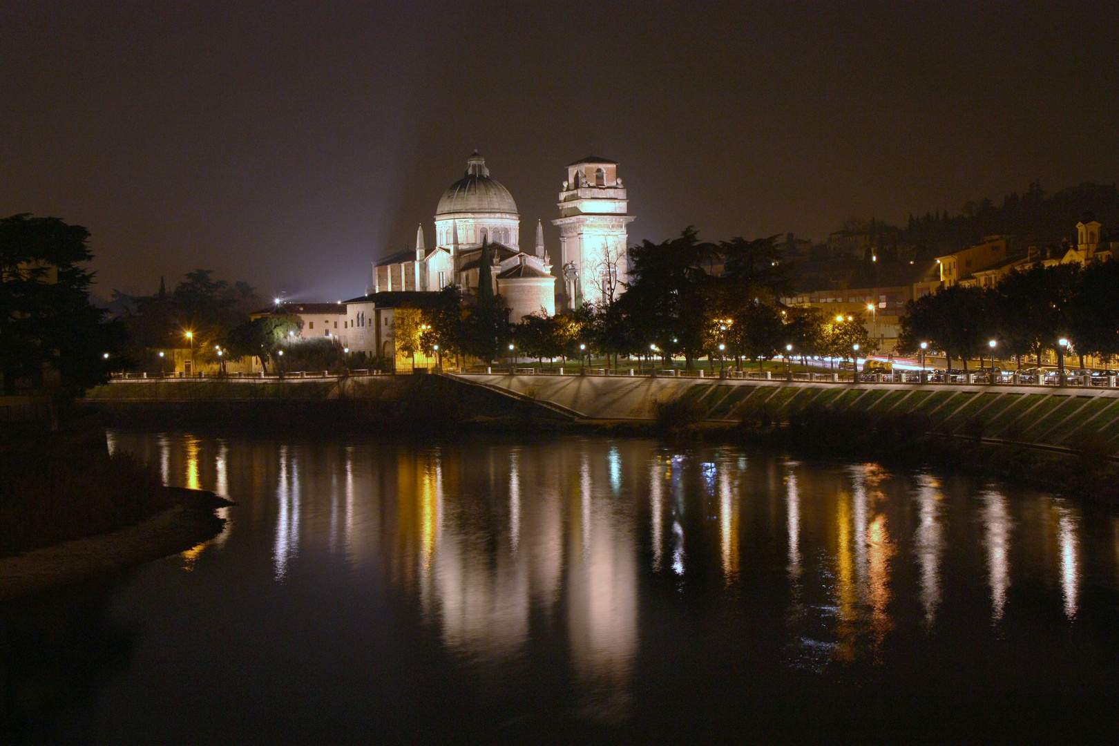 Verona @ night