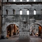 Verona, Porta Borsari al crepuscolo