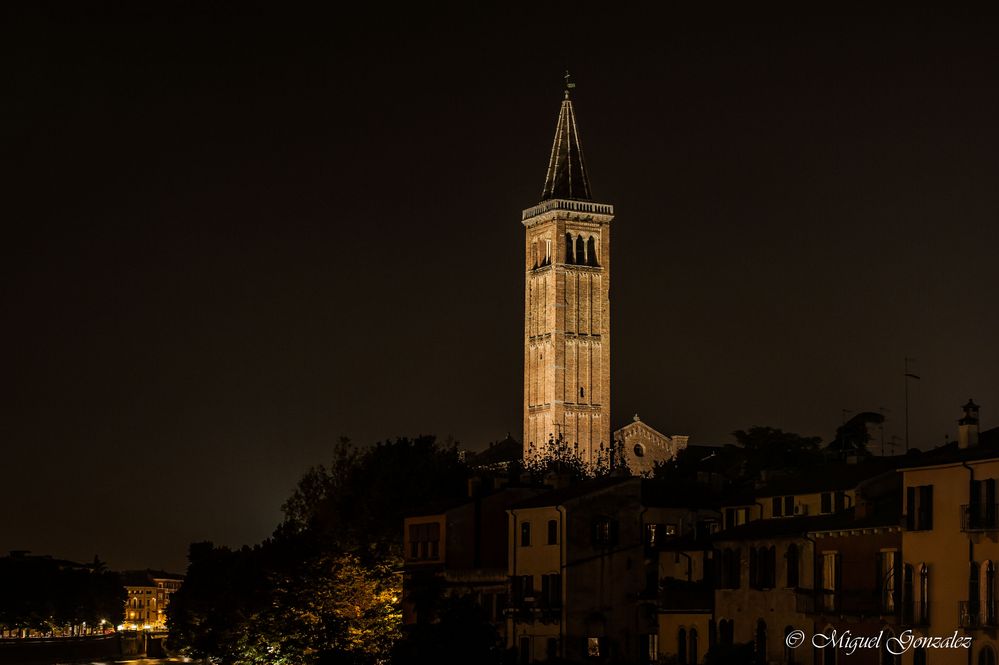 verone by night St Anastasia