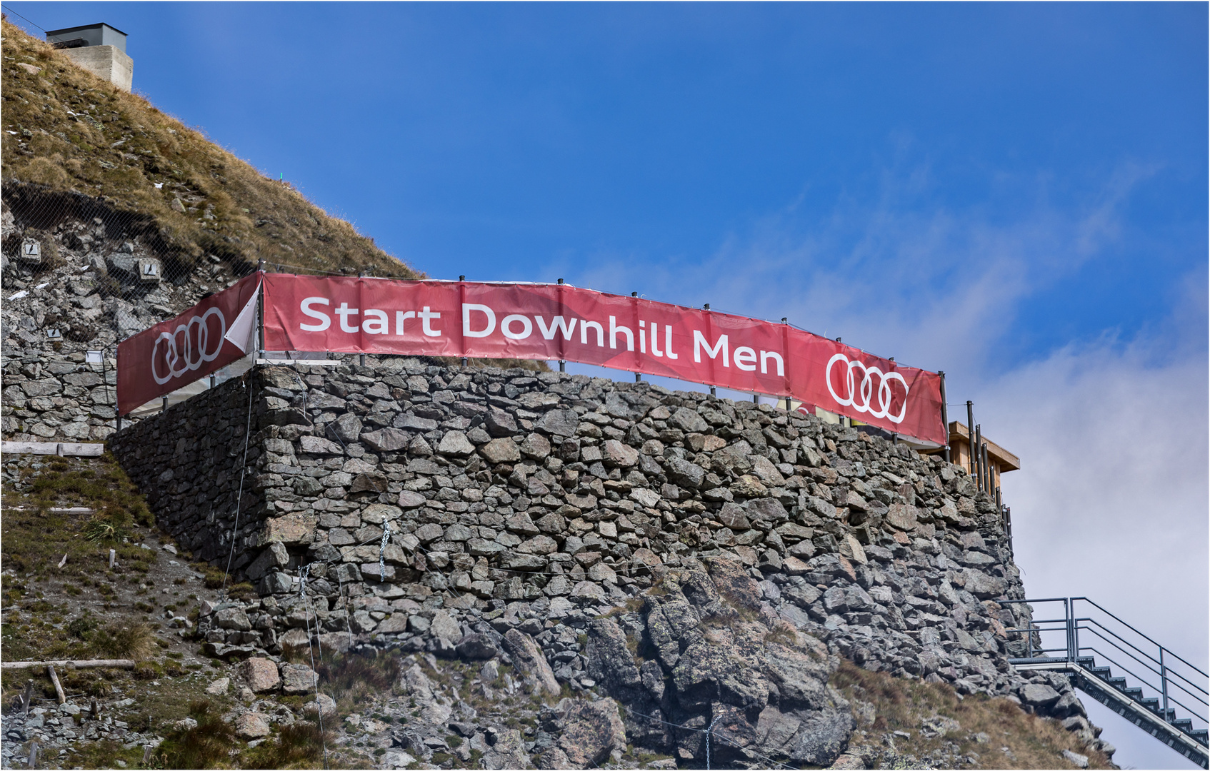 Verrückt: men's downhill start