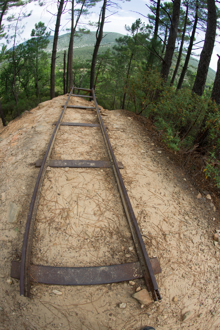 Vers nulle part dans la montagne