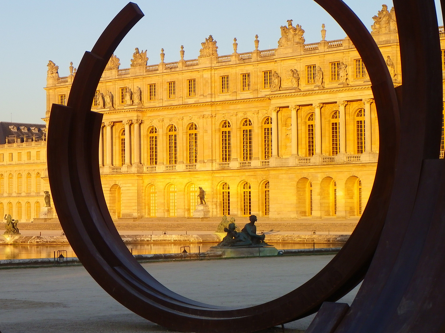 VERSAILLES