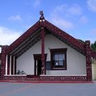 Versammlungshaus von Whakarewarewa in der Nähe von Rotorua (Nordinsel)