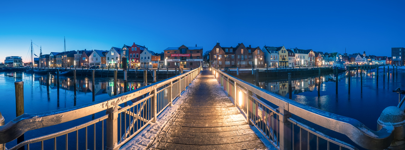 Verschlafene Hafenstadt.