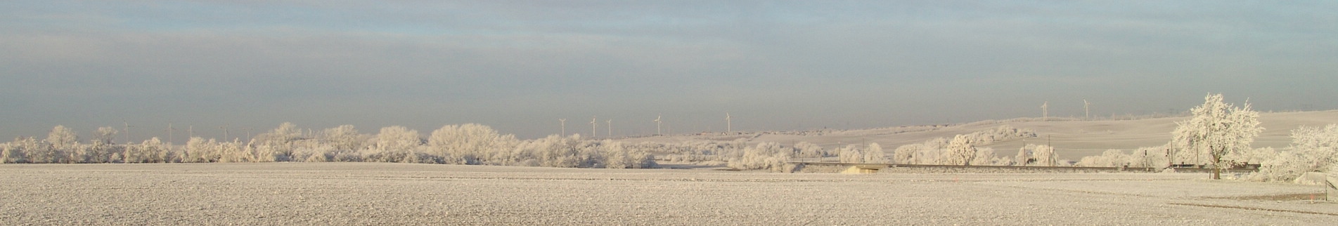 verschlafene winterlandschaft