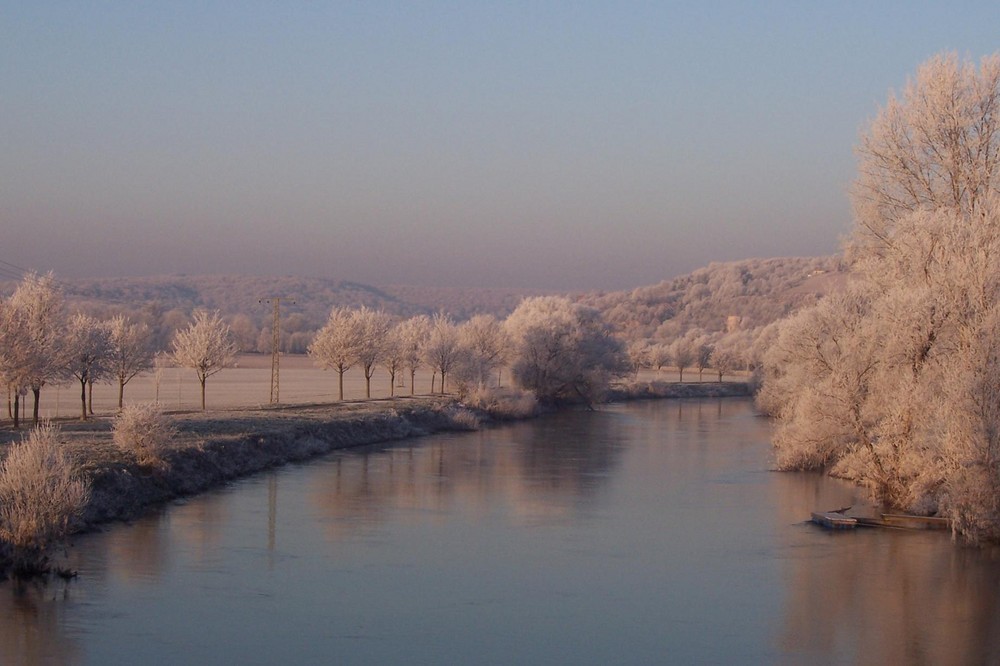 verschlafener Fluss Saale