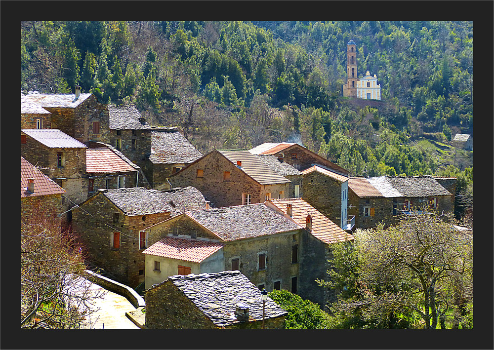 Verschlafenes Bergdorf