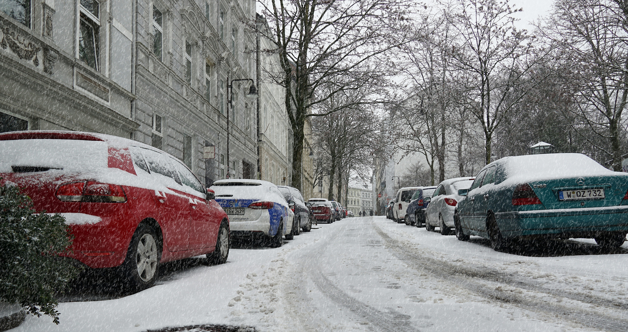 Verschneite Straßen