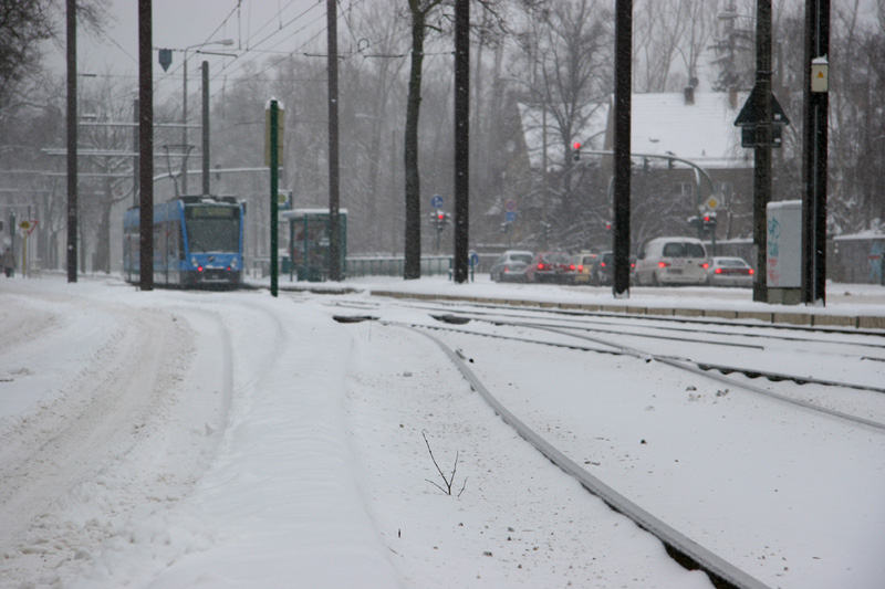 Verschneite Trassen & Strassen