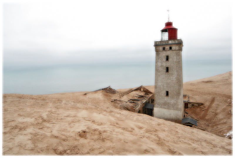 Versinkender Leuchtturm von Sonja Braatz