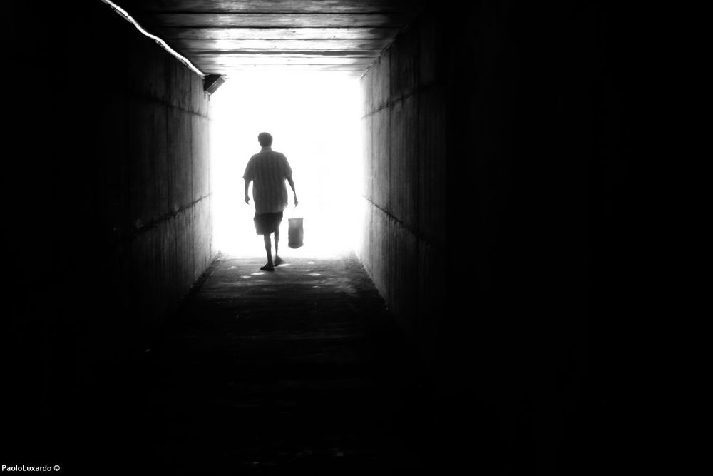 verso il mare e il sole Foto Immagini persone, strada Foto su