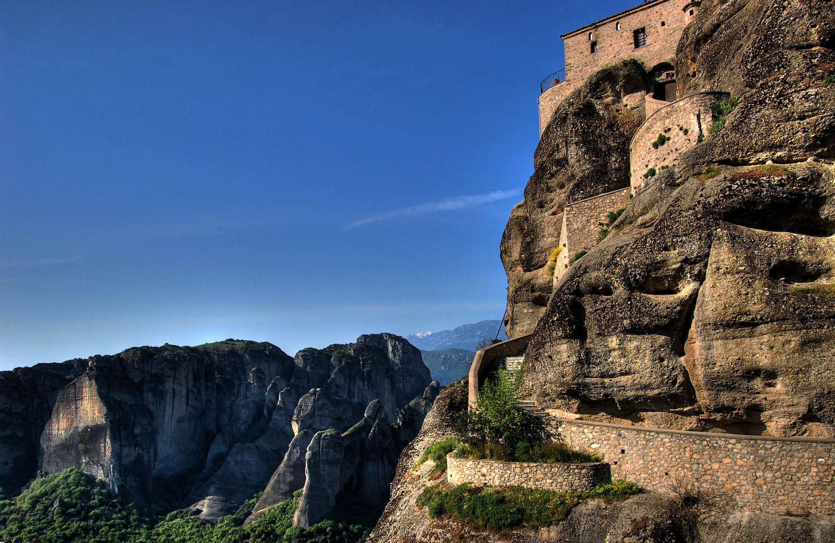 VERSO IL MONASTERO DELLE METEORE (GRECIA)