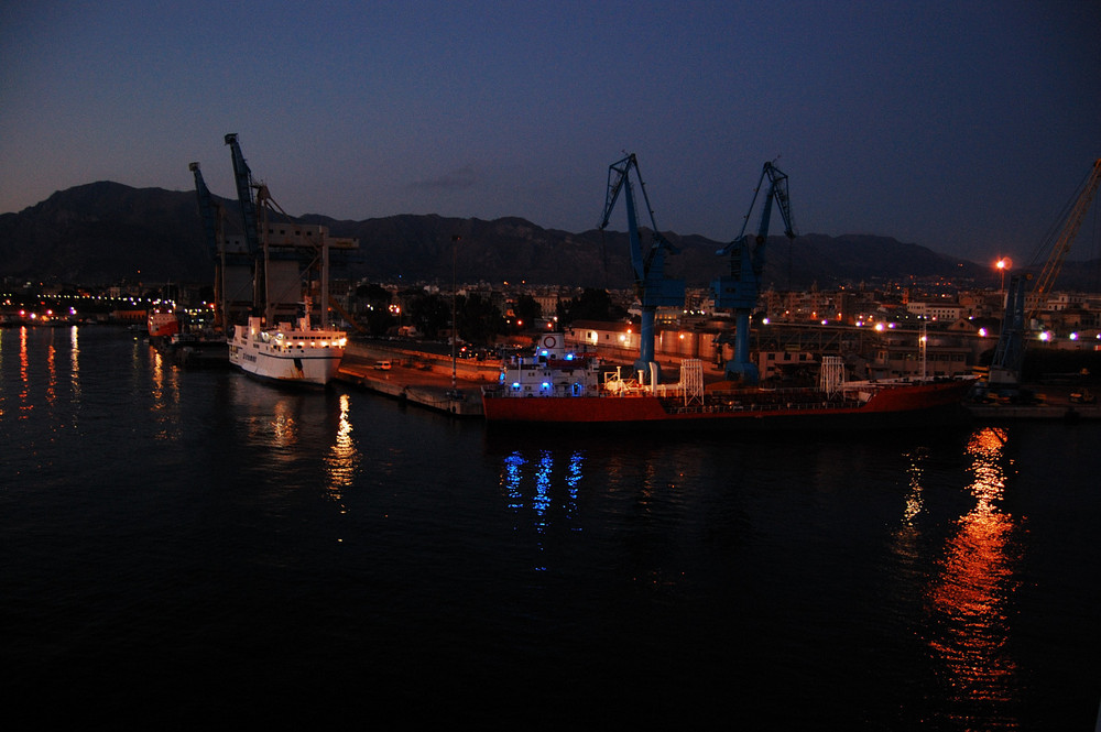 Verso Palermo in nave