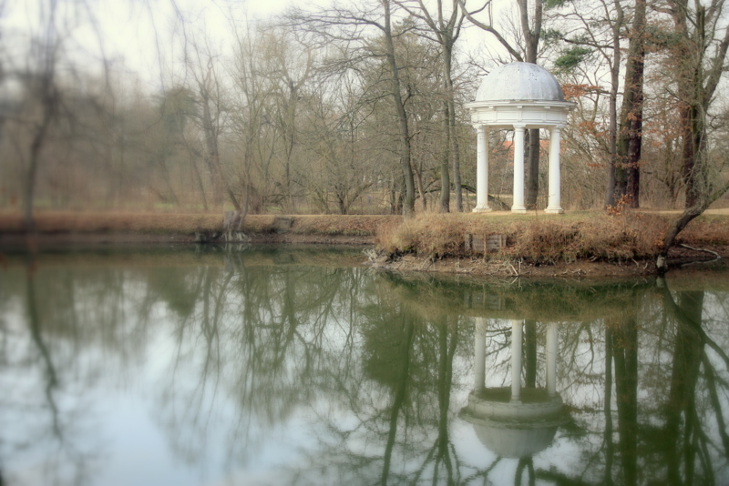 Verspielte Kleinarchitektur