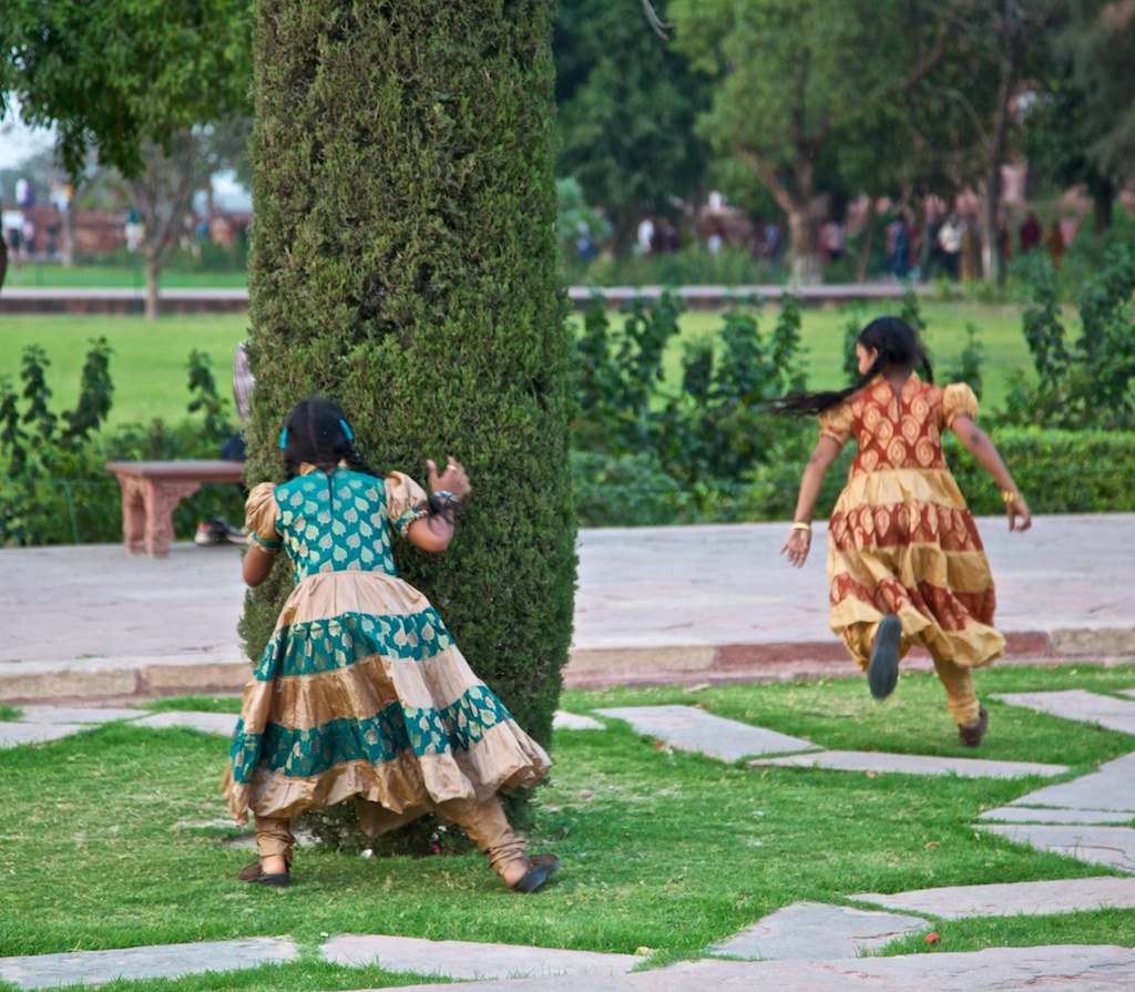 Versteckspiel am Taj Mahal